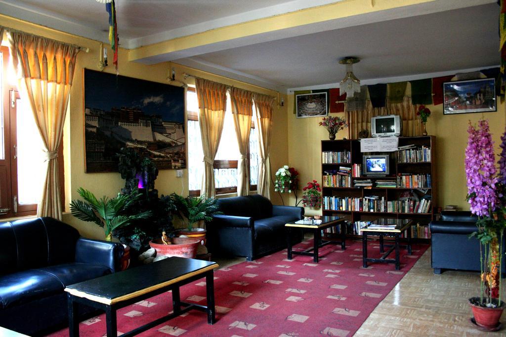 Elbrus Home Katmandu Eksteriør billede